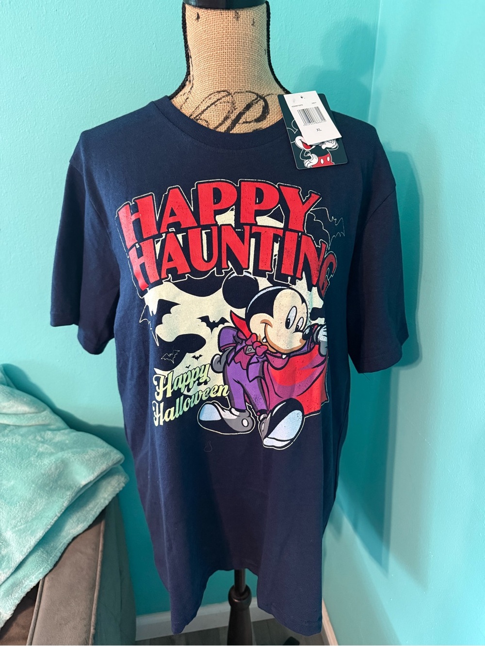 NWT Disney Mickey Mouse Happy Haunting Halloween Cute Black T-shirt Size XL